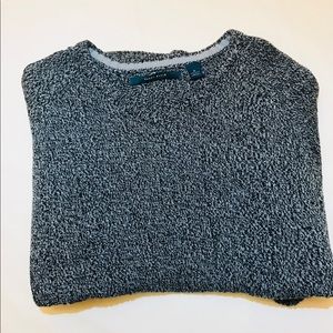 PERRY ELLIS SWEATER!!!! Great deal !! Like New!!!!